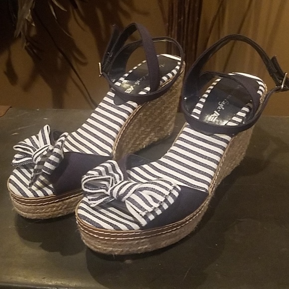 Shoes - Picture 1 of 2
